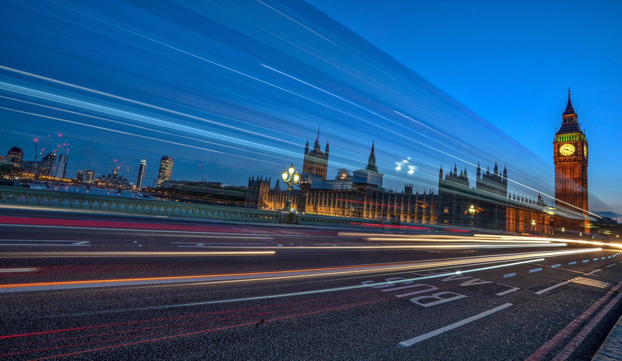 light-trails-london-street-night