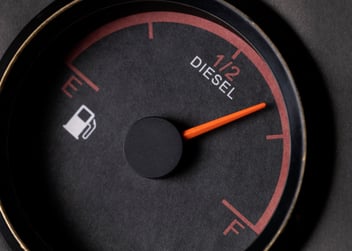 7 Tips to Save Fuel and Drive Safely