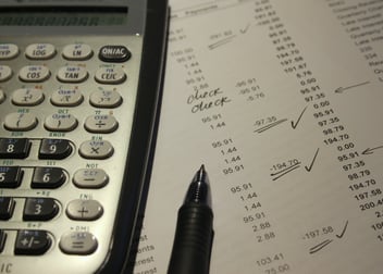 Réduire vos frais d'assurance grâce aux solutions télématiques pour la gestion de flotte